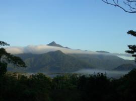 Epiphyte B & B, hotel with parking in Cape Tribulation