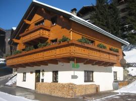 Ferienhaus Ebnerle, hotel em Heiligenblut