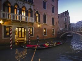 Hotel Ai Reali - Small Luxury Hotels of the World, hotel in Venice