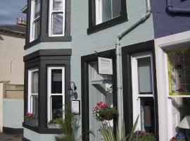 ByTheSea Guest House, boutique hotel in Ayr