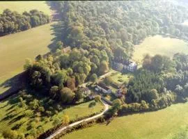 Gîte et Chambres d'hôtes du Domaine du Val Bruant、アルク・アン・バロワのグランピング施設