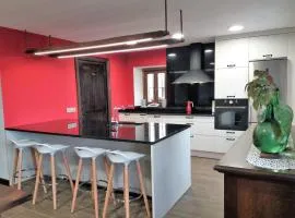 Casa FamiliarArtola Etxea San Sebastian-Pamplona-Bilbao