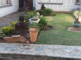 Tshulu Tsha Nabe B&B, holiday rental in Bulawayo