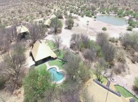 Grassland Safari Lodge, lodge in Ghanzi