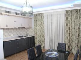 Summer Home, hotel with parking in Kobuleti