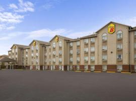Super 8 by Wyndham Fort Nelson BC, hotel en Fort Nelson