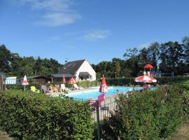 camping Le Kermadec, hotel v destinaci Ambon
