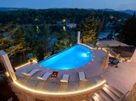 Luxury Villa Hvar Enigma with Pool, hótel í Vrboska