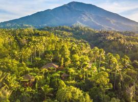 Sarinbuana Eco Lodge, homestay in Blimbing