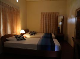 Homefeel Guest House & Tours, guesthouse kohteessa Jaffna