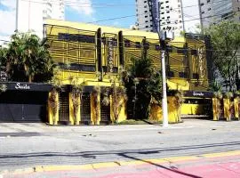 Elegance Motel