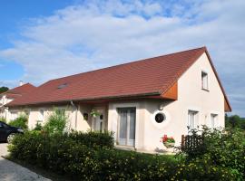 La clé des champs – hotel w mieście Largillay