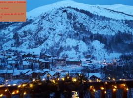 T2 Les Chardons avec Piscine Sauna et Hammam, hotel in Valloire