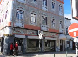 Alojamento Cesarini, hotel in Montijo