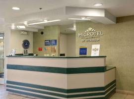 Microtel Inn & Suites Lodi, hotel en Lodi