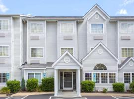 Microtel Inn & Suites by Wyndham Kannapolis/Concord, hotel poblíž Rowan County Airport - SRW, Kannapolis