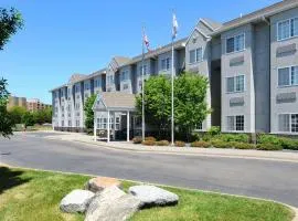 Microtel Inn & Suites by Wyndham Bloomington MSP Airport