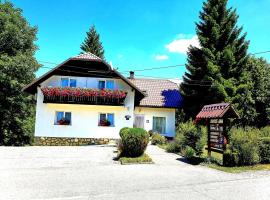House Ana, hotel ramah hewan peliharaan di Plitvicka Jezera