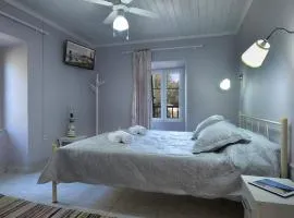 Mikroulis Residence