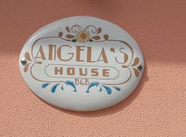 Angela's House, struttura a Taranto