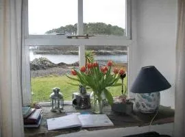 Shore cottage, Craig Highland Farm