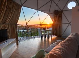 Soul Glamping, hotel in Estreito da Calheta