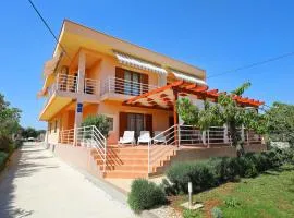 Apartments Villa Mareta