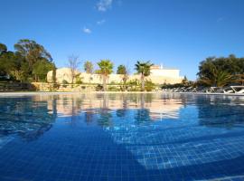 Pinheiros da Balaia Villas, hotell i Albufeira