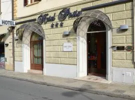 3 stelle Hotel a Cecina