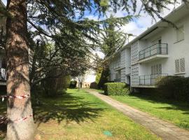 Guadamolinos Naturaleza, hotel med parkering i Guadarrama