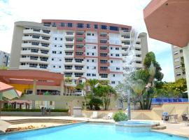 Playa Almendro Resort, готель у місті Тонсупа