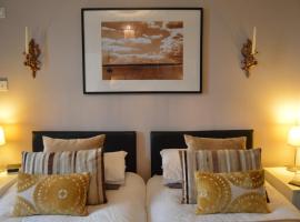 The Bakehouse Studio Suite Room Only Accommodation, hotel di Seahouses