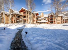 Champagne Lodge, hotell i Steamboat Springs