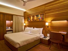 Hotel Atharv, отель в городе Колхапур