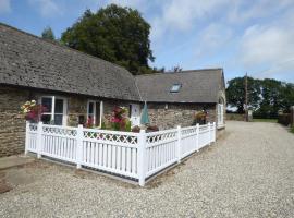 Rosemount Coach House, feriebolig i Ballycarney