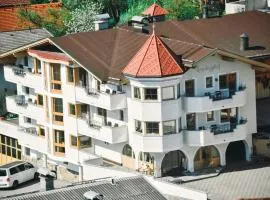 LAUDEGGHOF Ladis