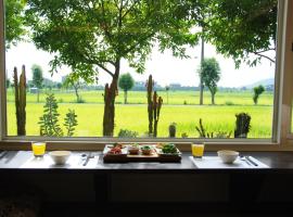 Ming Shui Lu Homestay, hotell i Xingjian