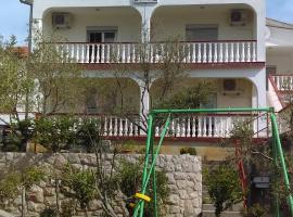 Guesthouse BILI, guest house in Karlobag