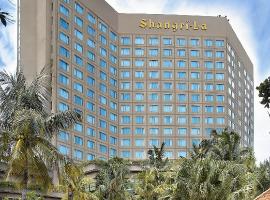 Shangri-la Surabaya, hotel a Surabaya Town Square bevásárlóközpont környékén Surabayában