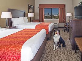 Gray Wolf Inn & Suites, hotel v destinaci West Yellowstone