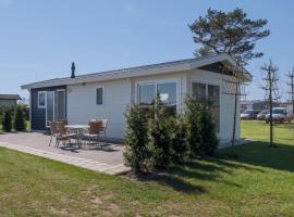 Chalet "De Vliegden", casa per le vacanze a Stroe