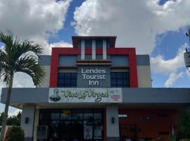 Lendes Tourst Inn, Hotel in Naga