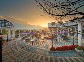 Silk Path Grand Sapa Resort & Spa, hotel a Sa Pa