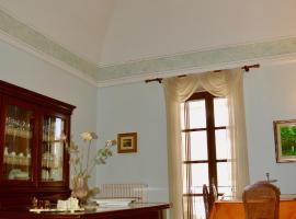 Suites Piazza Umberto, hotel v destinaci Vignacastrisi