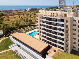 Interpass Vau Hotel Apartamentos: Portimão şehrinde bir otel