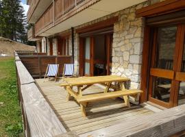 Un été à Courchevel, hotel dicht bij: Granges Ski Lift, Courchevel