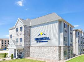 Microtel Inn & Suites Urbandale, хотел в Urbandale