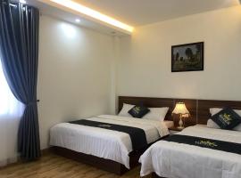 Queen Motel, motel americano em Ha Long