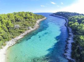 Frane Apartment, Hotel in Zavalatica