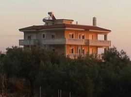 Spartila Apartments – hotel w mieście Dhërmi